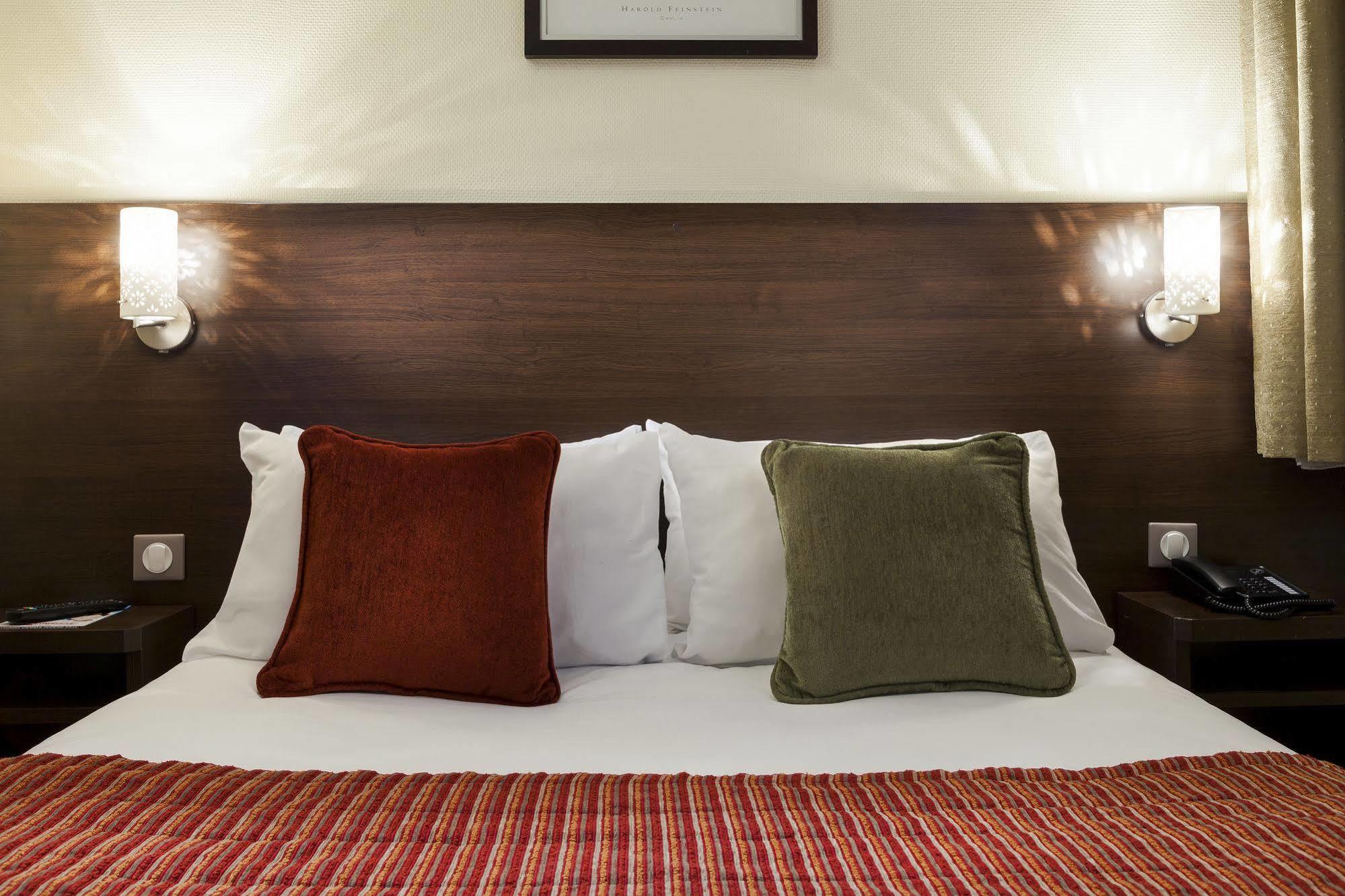 The Originals City, Hotel Paris Sud, Orly-Draveil Zewnętrze zdjęcie
